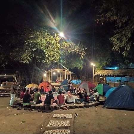 Kebon Pring Floating Resort & Market Bantul Ngoại thất bức ảnh