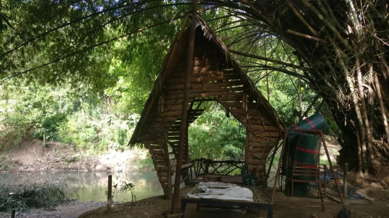 Kebon Pring Floating Resort & Market Bantul Ngoại thất bức ảnh